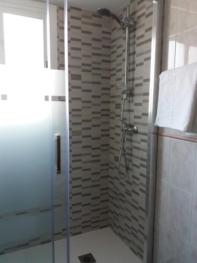 Hostal La Pilarica Paterna Chambre photo