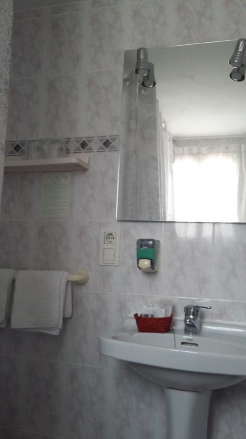 Hostal La Pilarica Paterna Chambre photo