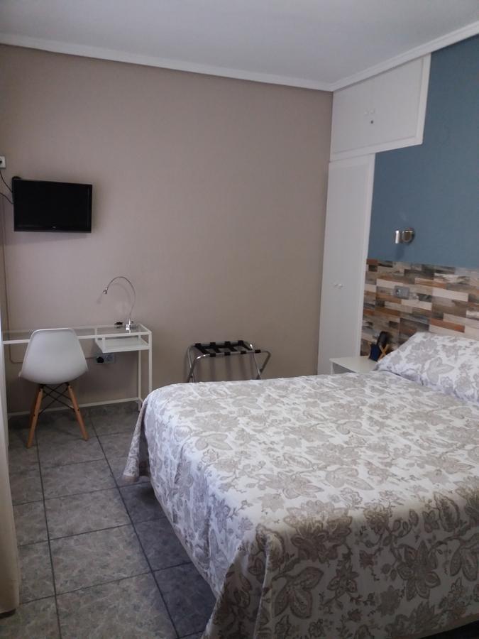 Hostal La Pilarica Paterna Extérieur photo