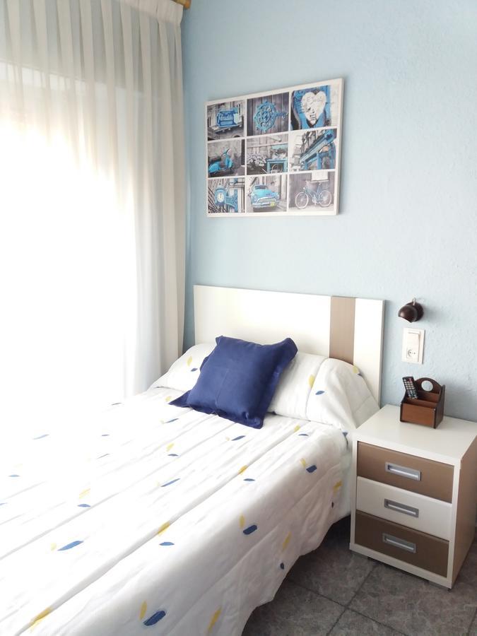 Hostal La Pilarica Paterna Extérieur photo